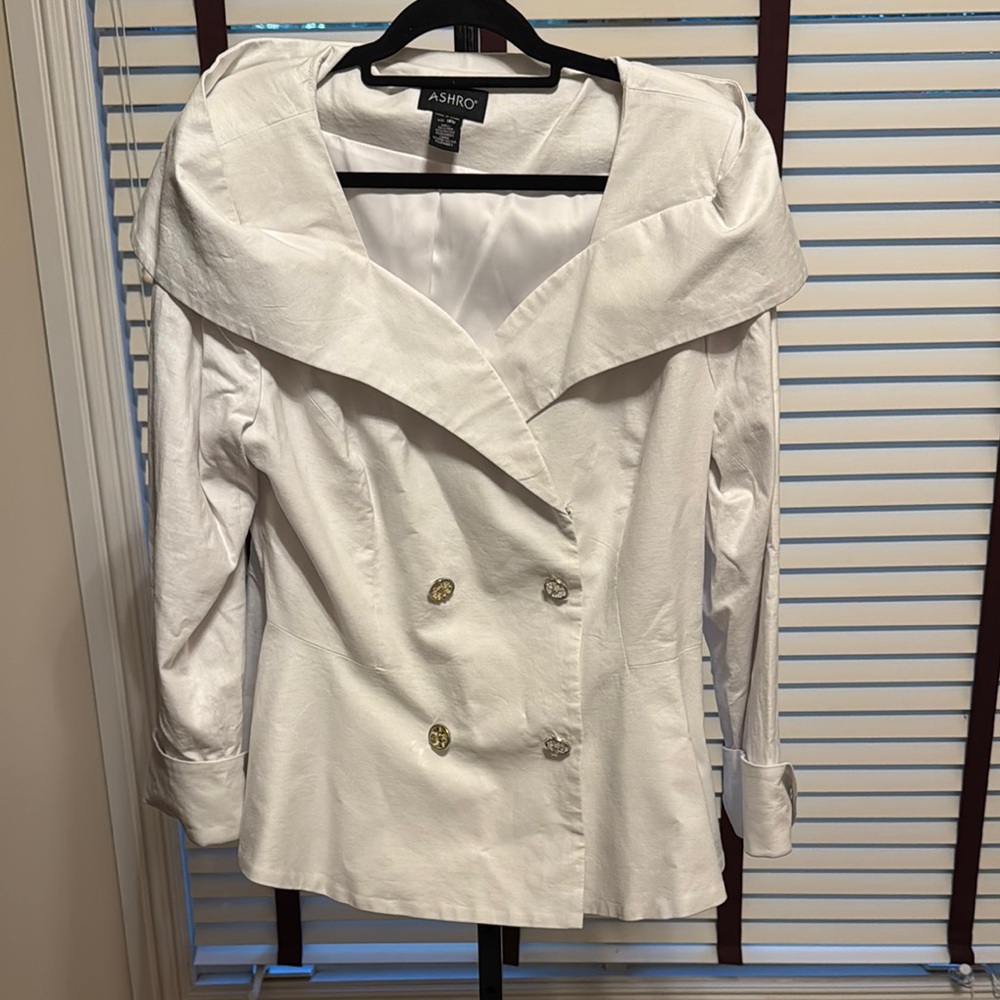 Ashro Women's Elegant White Blazer - Size 18W